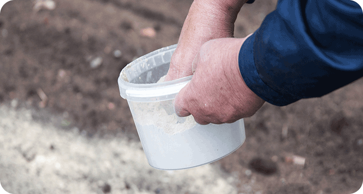 Salts, Granules & Spreading Materials